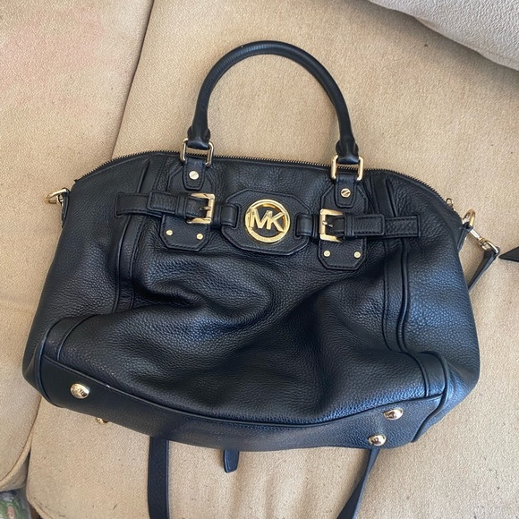 Purse - Picture 2 of 3